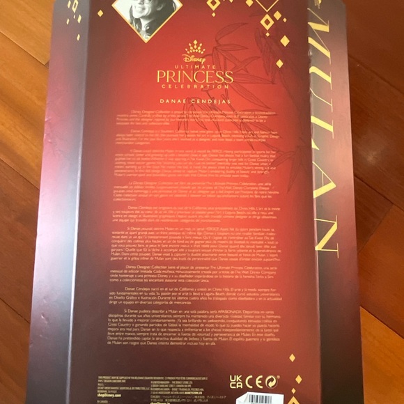 Disney Princess Designer Series Dolls Limited ‘’MULAN beautiful doll - Picture 4 of 8